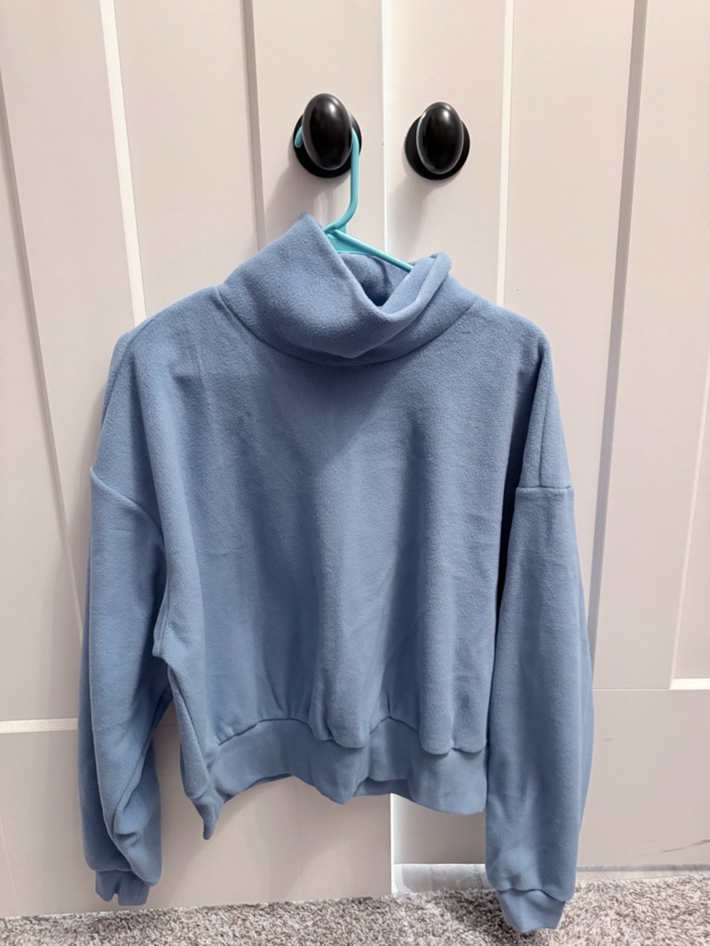 Old Navy Light Blue mock Turtleneck Pullover Sweatshirt